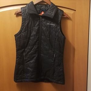 Columbia vest